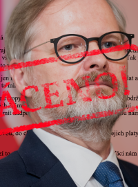 Další ze série lživých a zavádějících e-mailů šíří konspirační teorie o tom, že premiér Petr Fiala (ODS) hodlá vyhrát volby díky státním občanstvím „sudeťáků“